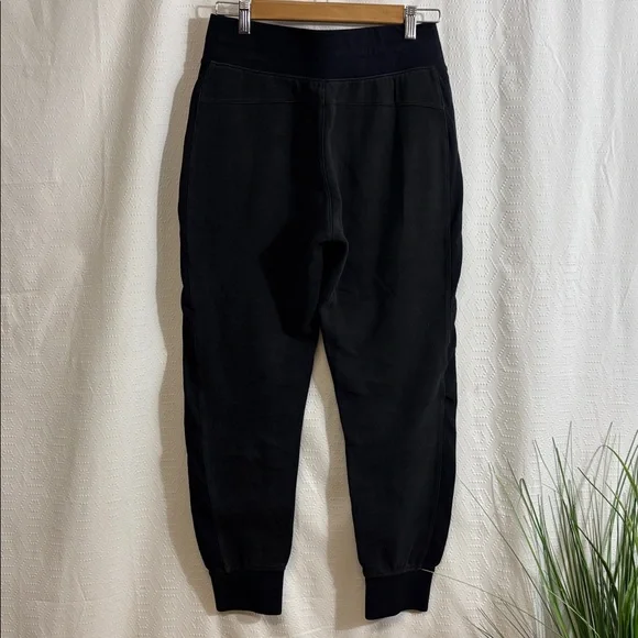 Lululemon Athletica Black Joggers - Picture 5 of 7